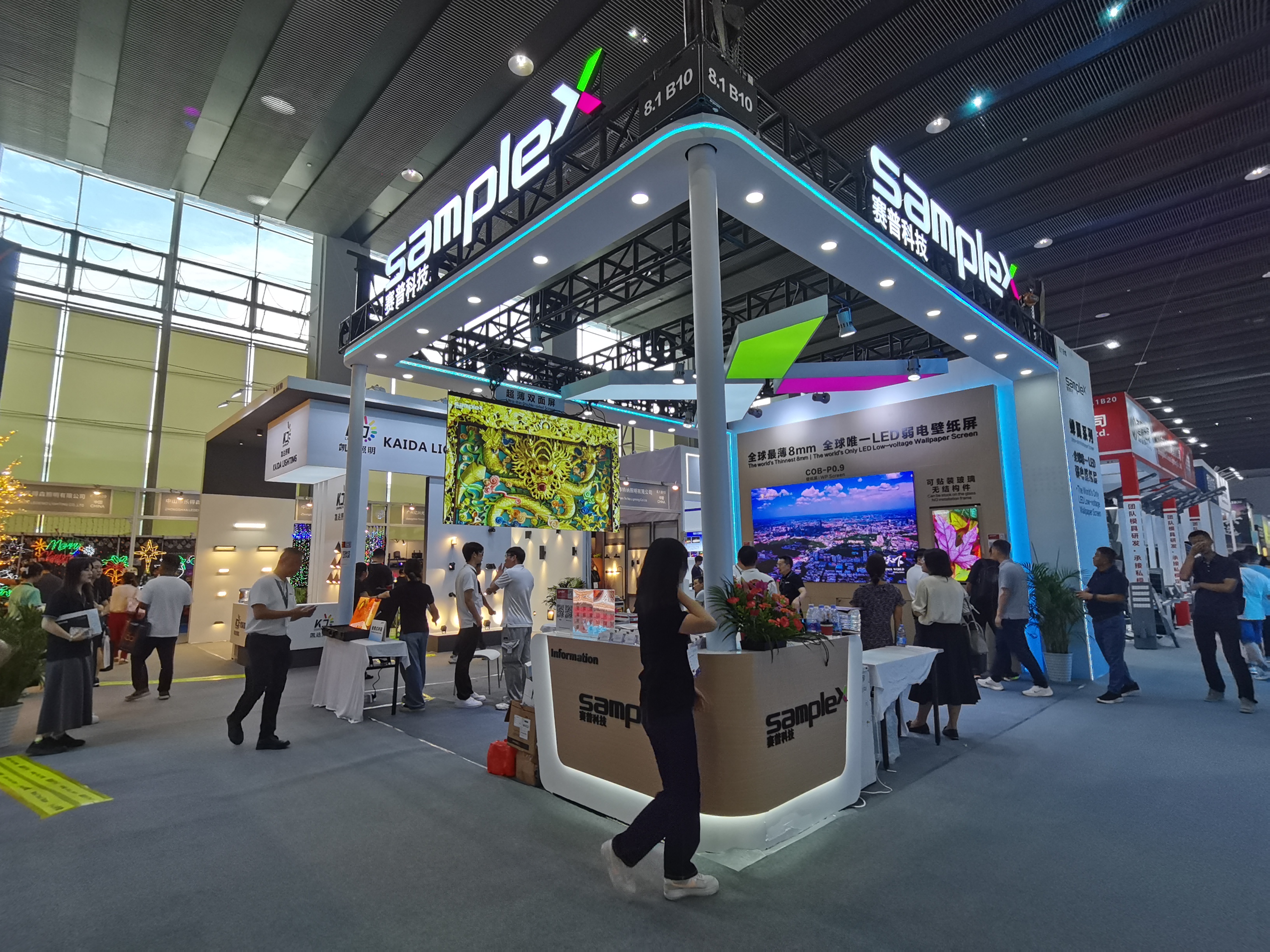 賽普科技“蟬翼”系列LED壁紙屏：光亞展圓滿收官，創(chuàng)新實(shí)力鑄就行業(yè)高光